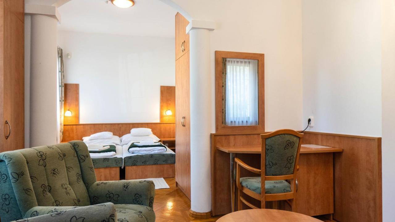 Hidegpataki Fakapu Vadaszhaz Abaújszántó Extérieur photo